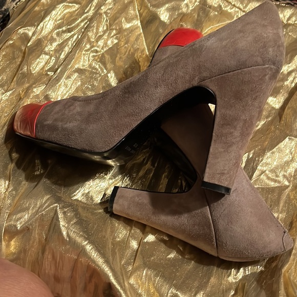 Grey suede, red croc leather size 10 - Picture 6 of 12